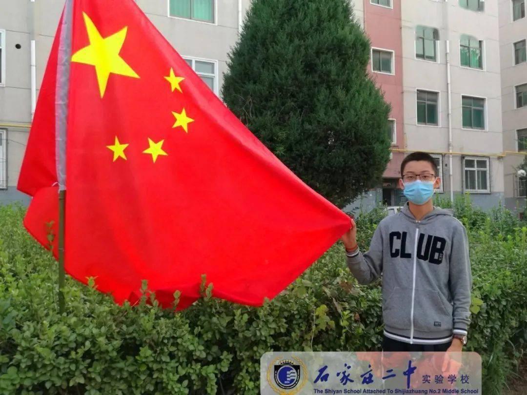 男人说+我是一个懦夫+不值当你的爱+是什么意思？
